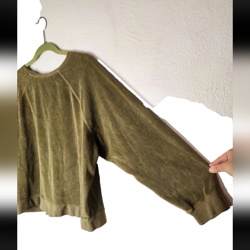 Raquel Allegra Muse Sweatshirt Velour Pullover Army Green $250 sz 2 - Picture 16 of 16